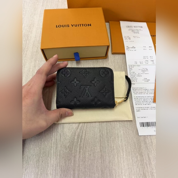 Louis Vuitton Zippy Coin Purse - Picture 2 of 14